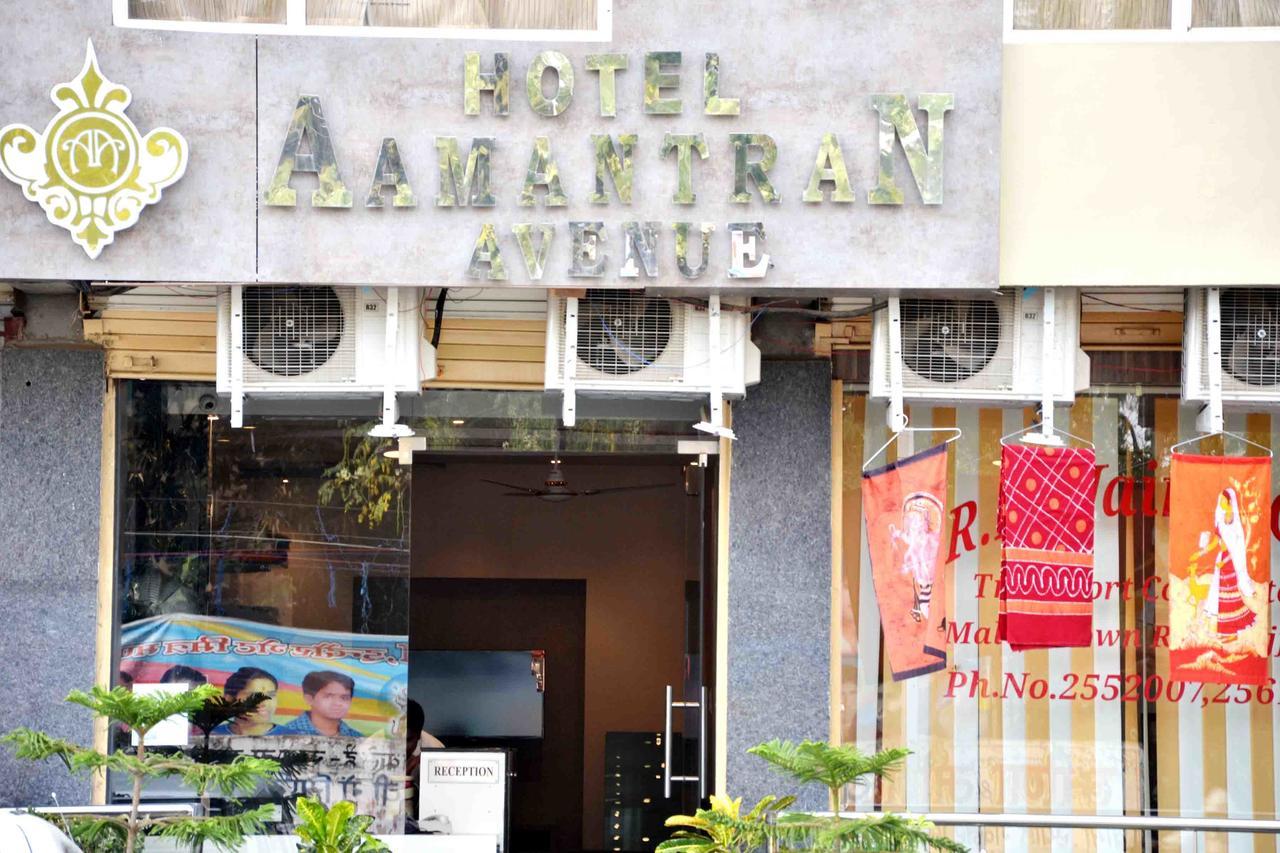 Oyo 2403 Hotel Aamantran Avenue อุจเจน ภายนอก รูปภาพ